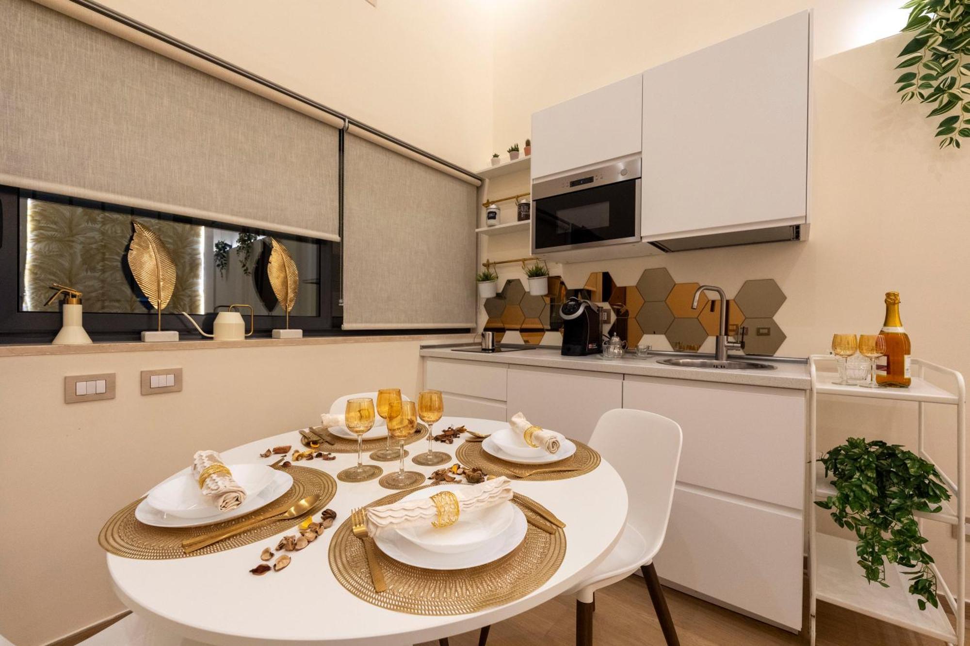 Colosseo Romantic Apartment Rom